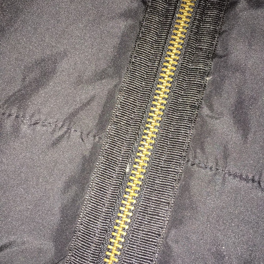 Vest - Picture 2 of 3